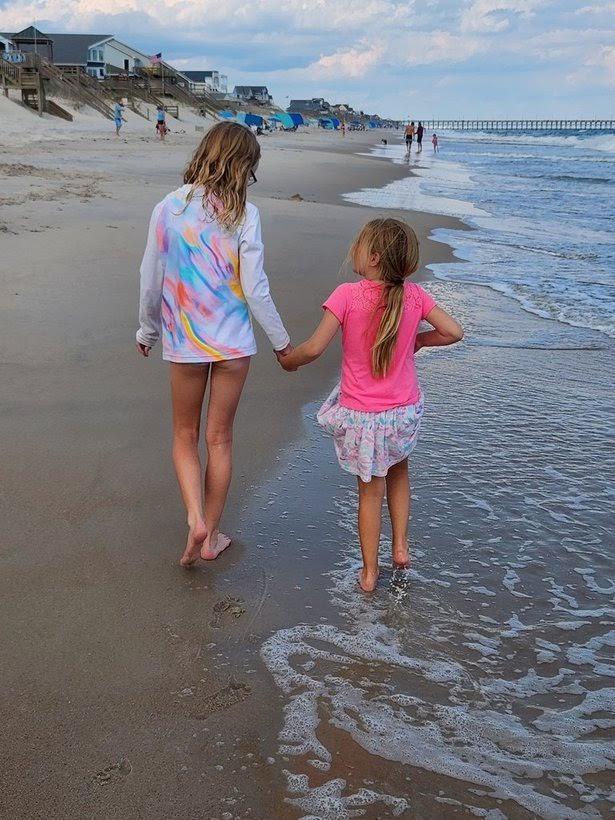 What Every Smart Family Knows About a Beach Trip With Kids