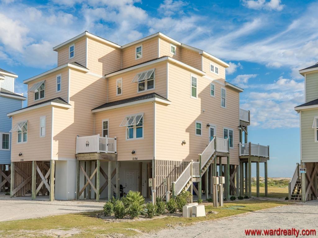 Crab House Vacation Rental | Ward Realty