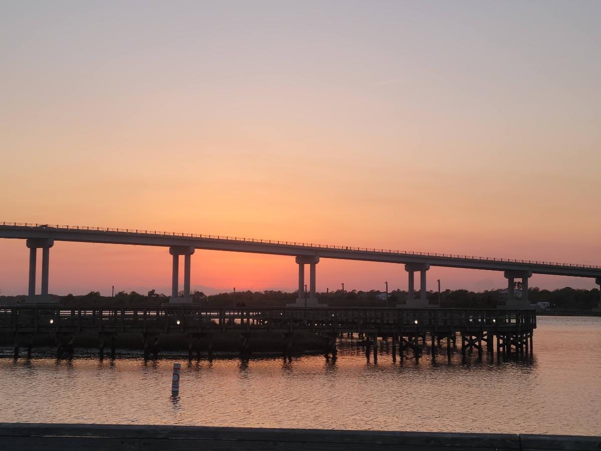 Topsail Pier | Ward Realty